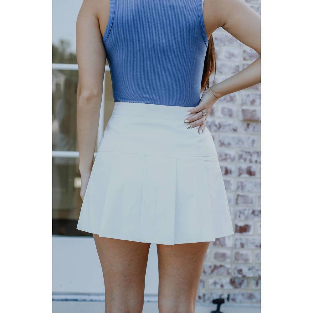 NEW LE LIS high school sweetheart skirt in white - Picture 3 of 9